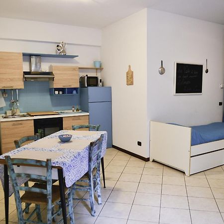 A Casa Di Sole Brovello Apartamento Exterior foto